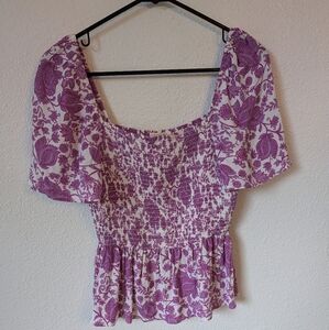 Floral Love Stitch Boho Women's Blouse. Size Medium. Oversized Sleeve. Ruffle